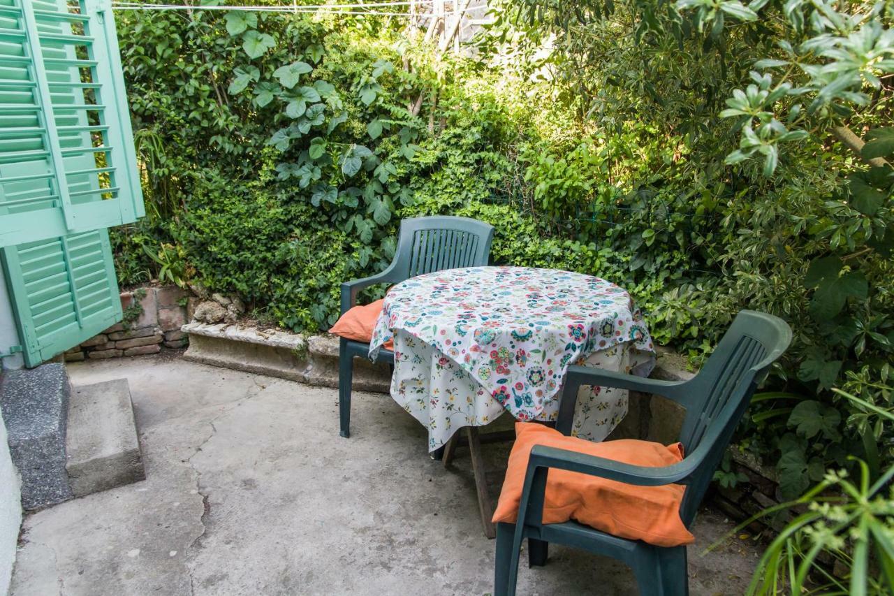 Karmen A Veli Lošinj Exterior foto